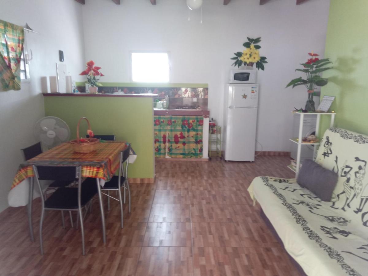 Villa La Casa Binecha Avec Jacuzzi Baillif Exterior foto