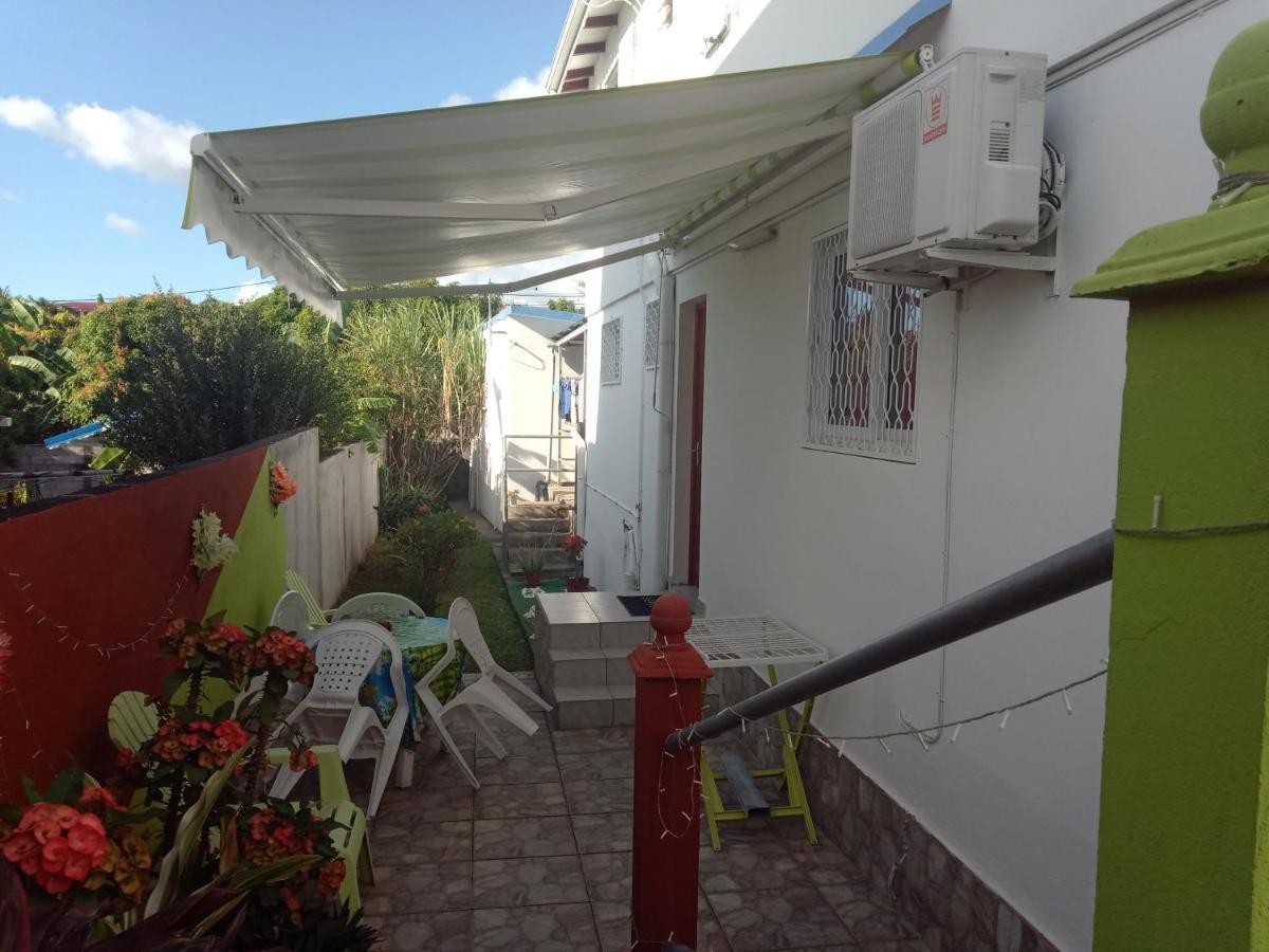 Villa La Casa Binecha Avec Jacuzzi Baillif Exterior foto